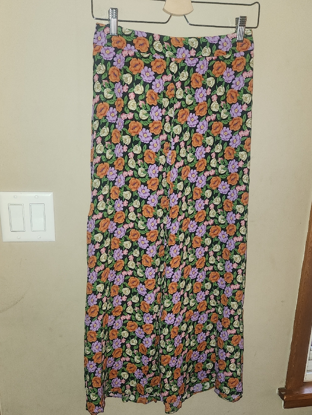 Nwt Mango Black & Purple Floral Print Flare Skirt Size Small